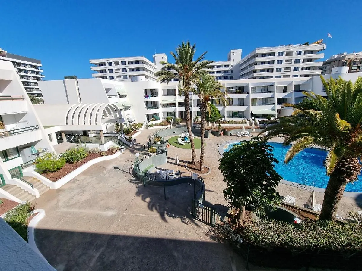 Apartment Casa Palmera 3 Only 150 Metres To The Beach, Heated Pool, Wifi, Sat-Tv, Balcony Arona