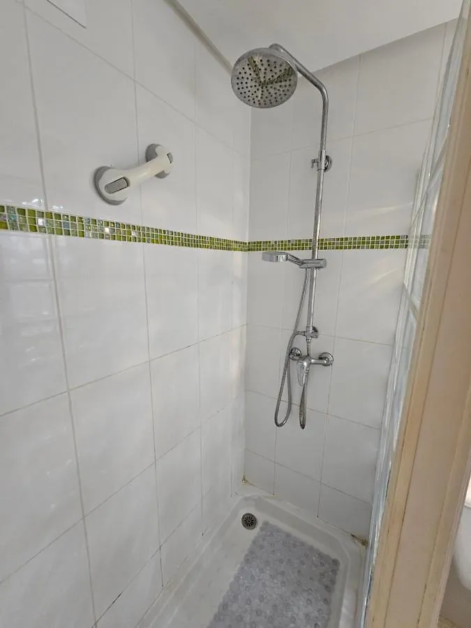 Apartment Casa Palmera 3 Only 150 Metres To The Beach, Heated Pool, Wifi, Sat-Tv, Balcony Arona